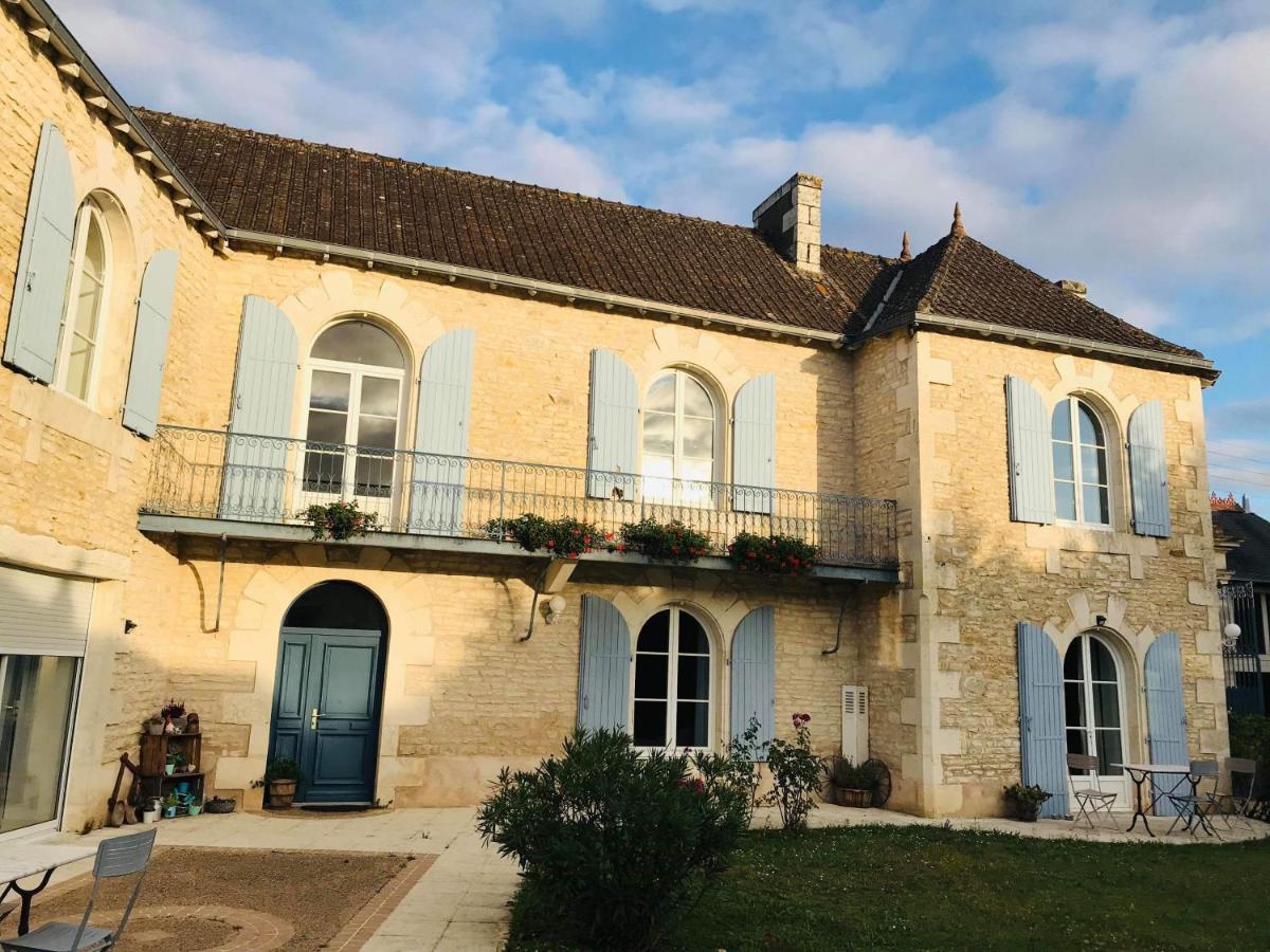 Les Clos Bleus Neuville-de-Poitou Екстер'єр фото